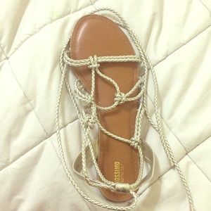 Mossimo Lace up shoes